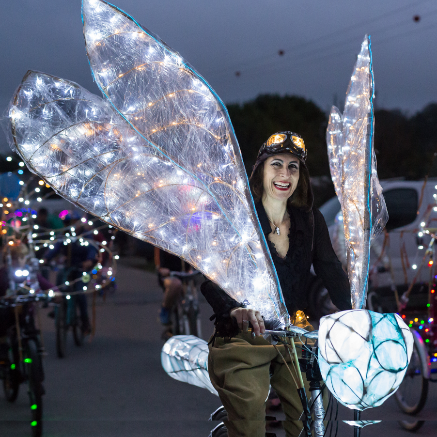 Damselfly and Aviatrix: BikeLights 2017 Laura Frances Martin. Photo: Hana Backland Damselfly and Aviatrix: BikeLights 2017 Laura Frances Martin. Photo: Hana Backland